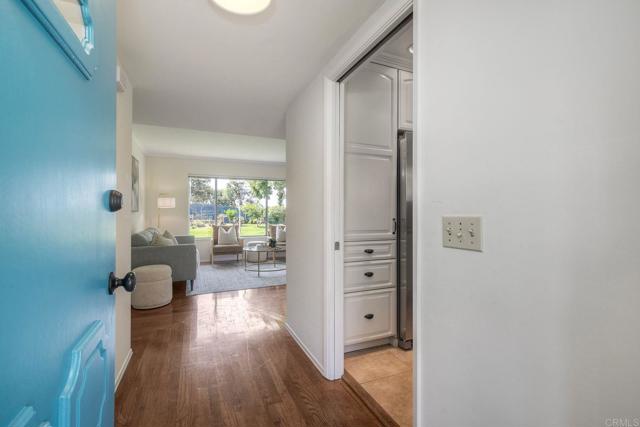 1639 Tamarack Avenue, Carlsbad CA: https://media.crmls.org/mediaz/0a5c2bec-7903-4e55-b5bd-10497492d5e1.jpg