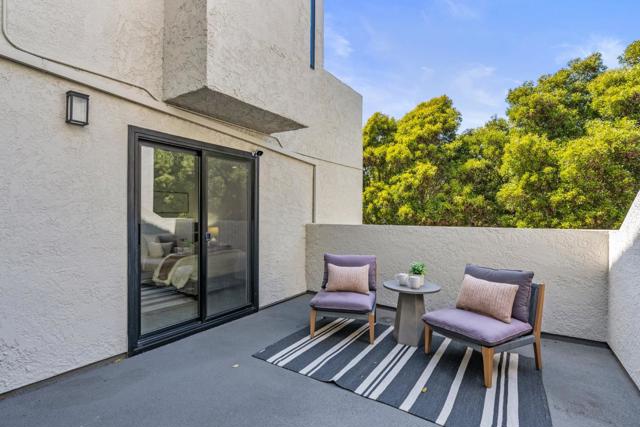 1 Appian Way, South San Francisco CA: https://media.crmls.org/mediaz/0a5cd8ca-4132-4e03-8dec-5e5deedbc378.jpg