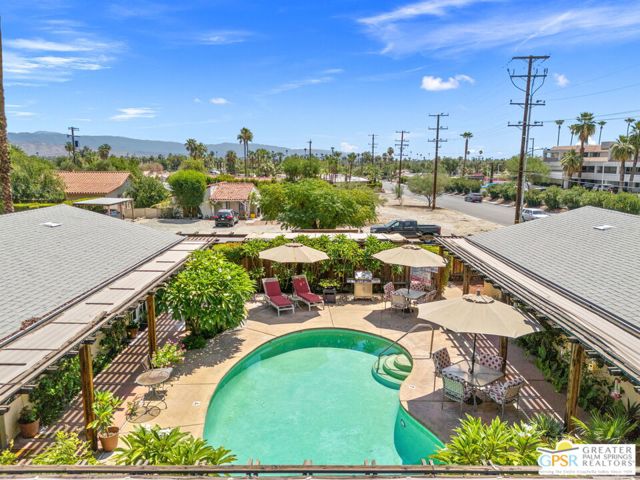 587 S Calle Ajo, Palm Springs CA: https://media.crmls.org/mediaz/0a5dc22c-4083-4689-8fc2-bc227be97707.jpg