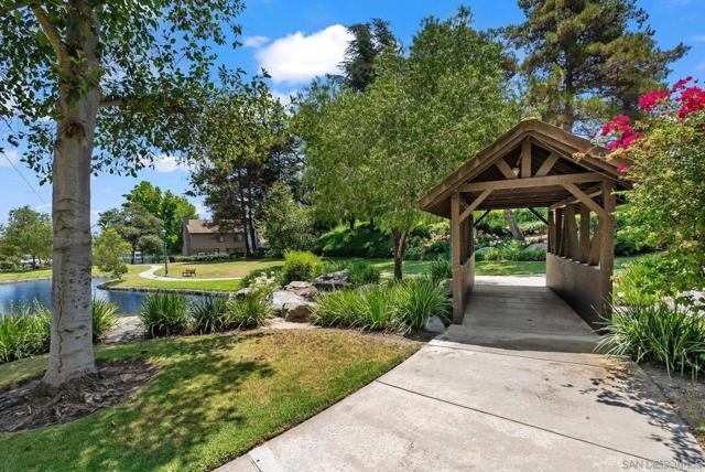 863 English Holly Lane, San Marcos CA: https://media.crmls.org/mediaz/0a5e9978-ee71-4216-86e4-397690e6aa3a.jpg
