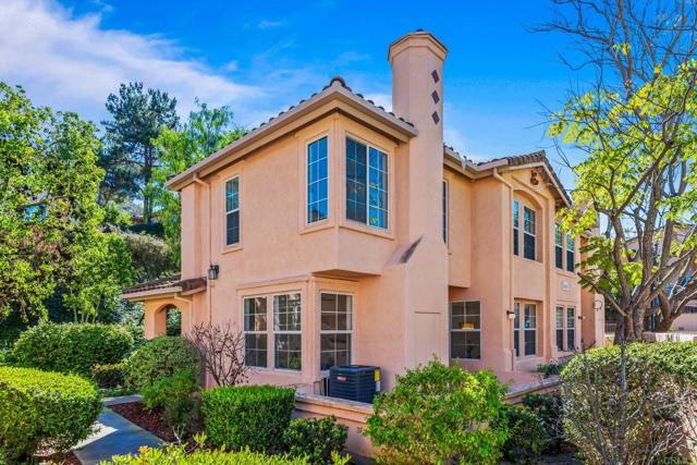 Detail Gallery Image 2 of 41 For 18660 Caminito Cantilena #259,  San Diego,  CA 92128 - 2 Beds | 2/1 Baths