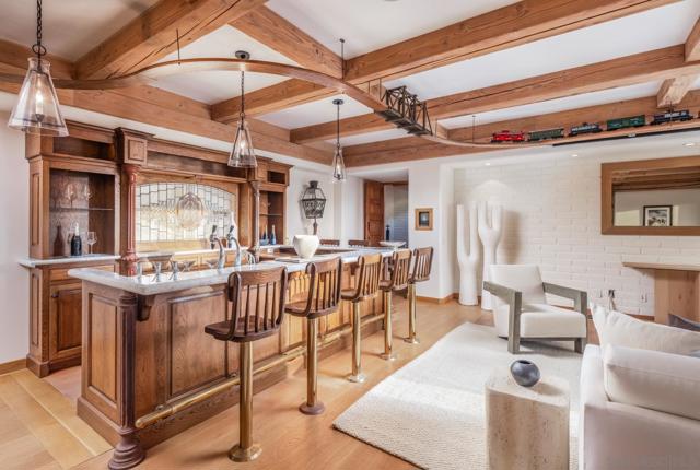 6884 El Camino Del Norte, Rancho Santa Fe CA: https://media.crmls.org/mediaz/0a5f9223-daad-42d6-bbeb-ef941b6330fc.jpg