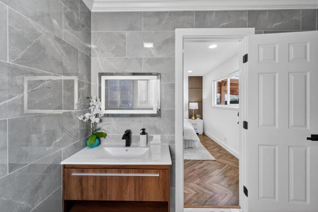 5602 Meridian Avenue, San Jose CA: https://media.crmls.org/mediaz/0a5fb545-9e37-4637-9af8-5f55abacc9c2.jpg