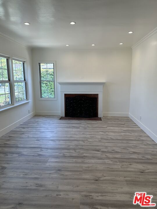 8037 Campion Drive, Los Angeles CA: https://media.crmls.org/mediaz/0a60e2c5-e245-4802-9a48-a7960f3b1d1e.jpg