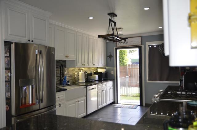 895 Monterey Street, Hollister CA: https://media.crmls.org/mediaz/0a613631-3d7a-478a-becb-cfcf22fbea21.jpg