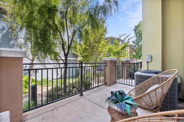 1180 Glin Terrace, Sunnyvale CA: https://media.crmls.org/mediaz/0a626b03-8786-4f56-85b3-c061aba6e659.jpg