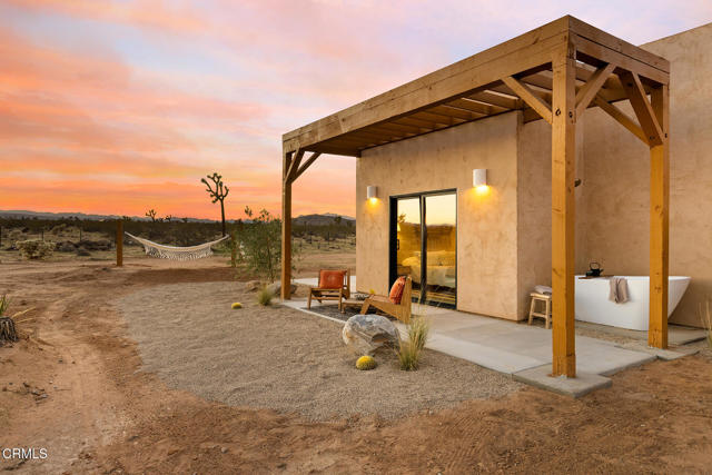 60679 Trentwood Drive, Joshua Tree CA: https://media.crmls.org/mediaz/0a626f18-25aa-4656-b055-99ed85077cb8.jpg