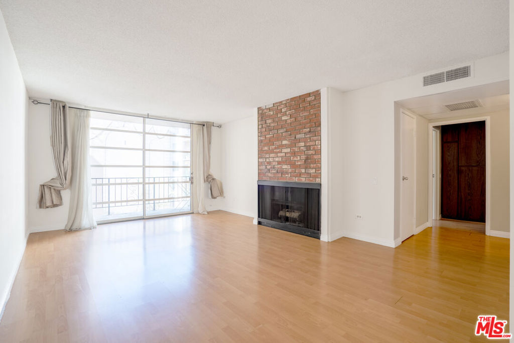 421 S La Fayette Park Place #515