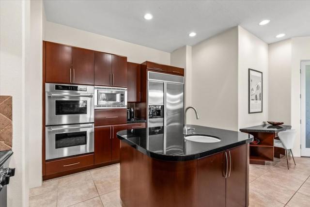 Image 18 of 43 For 50380 Via Serenidad