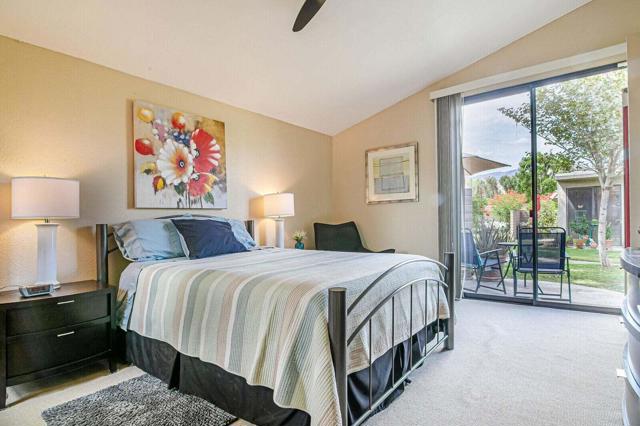 68473 Calle Toledo, Cathedral City CA: https://media.crmls.org/mediaz/0a636937-a5a8-443e-912d-c694fbe0bf80.jpg