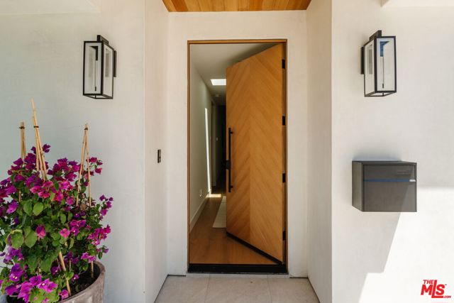 1222 North Lincoln Street photo 6
