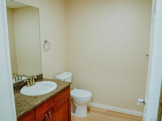 1240 India St, San Diego CA: https://media.crmls.org/mediaz/0a676aca-5ad3-4ac3-8198-1975d9fff988.jpg