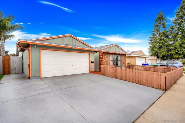 1562 Arequipa Street, San Diego CA: https://media.crmls.org/mediaz/0a678f14-bea2-40a1-9ed4-7795dab174b6.jpg