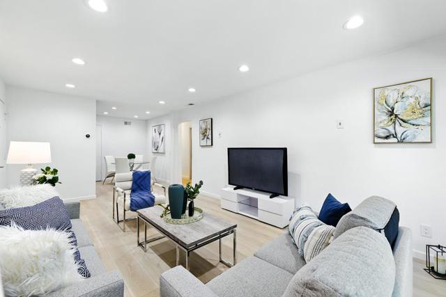 2452 W Bayshore Road, Palo Alto CA: https://media.crmls.org/mediaz/0a67ef5d-54a9-4a96-b2a7-1f71316bdb6f.jpg