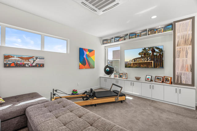 2712 Dancing Sands Drive, Palm Springs, CA 92262