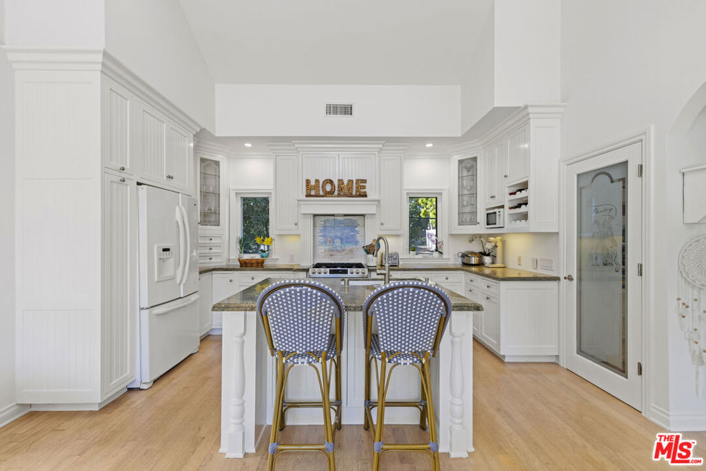MLS #26860029 image #40