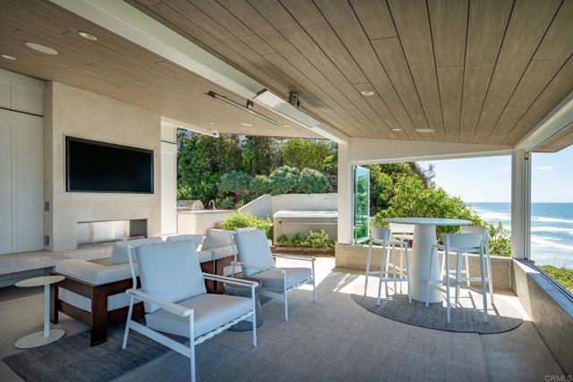 Detail Gallery Image 9 of 54 For 100 + 104 5th St, Encinitas,  CA 92024 - 7 Beds | 6 Baths