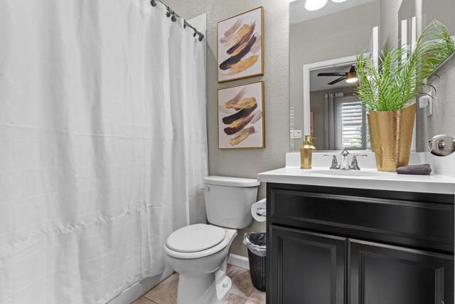 1737 Cranbrook Court, Lathrop CA: https://media.crmls.org/mediaz/0a6a532c-4a7f-40bd-9a2d-cb42cca6e422.jpg