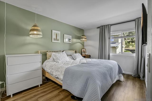 4212 Vista Del Rio Way, Oceanside CA: https://media.crmls.org/mediaz/0a6ad73b-9d22-47f3-83f8-13f5a5d1e189.jpg