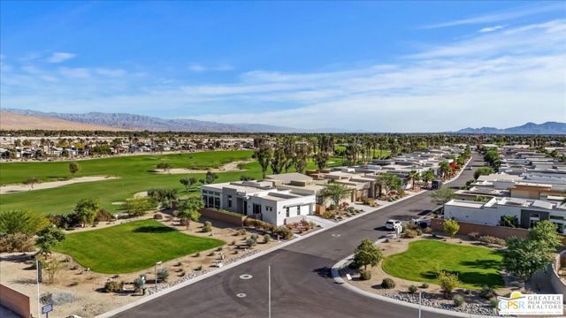 1280 Celadon Street, Palm Springs CA: https://media.crmls.org/mediaz/0a6c0c5b-cf3e-4d83-a581-ae39c7e3b61f.jpg