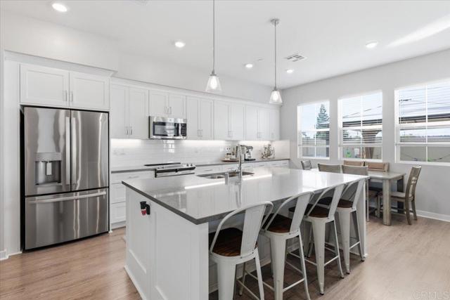 Detail Gallery Image 5 of 41 For 1166 Evelyn Drive, El Cajon,  CA 92021 - 3 Beds | 2/1 Baths