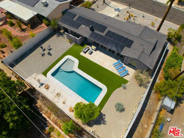 38220 Dorn Road, Cathedral City CA: https://media.crmls.org/mediaz/0a6c99cc-4459-416c-ac1c-9e45e97b1187.jpg