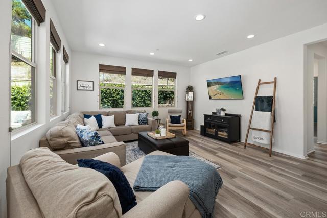712 Gemstone Drive, San Marcos CA: https://media.crmls.org/mediaz/0a6cf666-82aa-4dd1-ae1a-9fc39d937c7c.jpg