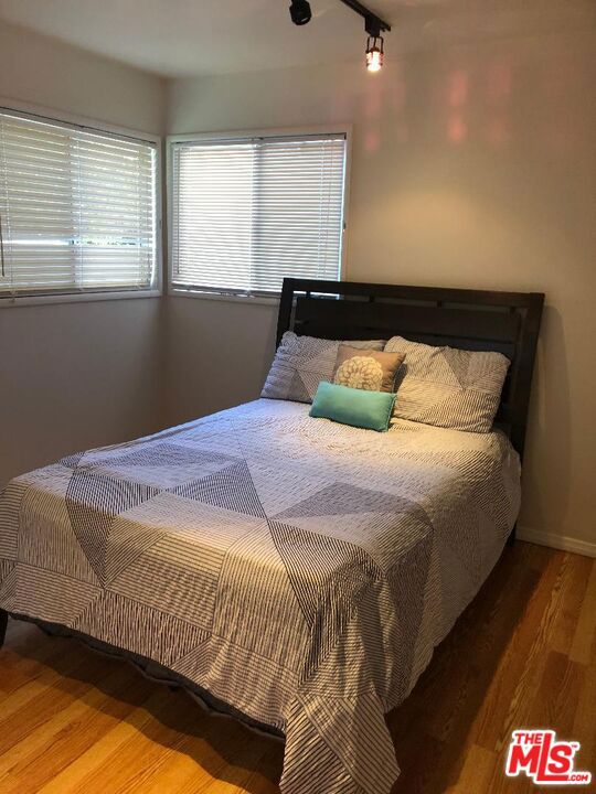 1466 S Canfield Avenue, Los Angeles CA: https://media.crmls.org/mediaz/0a6d3f52-4ecf-4847-9cd5-2f18596a8da9.jpg