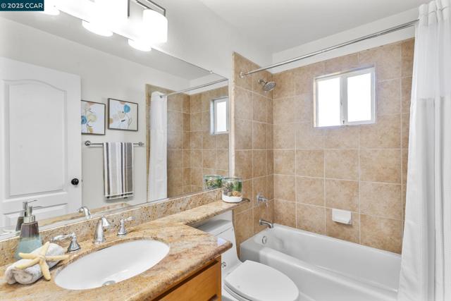 3249 Claudia Dr, Concord CA: https://media.crmls.org/mediaz/0a6e8cbb-7bd8-4cd5-87e1-2c32c530499e.jpg