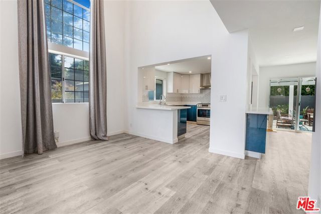 2481 S Bundy Drive, Los Angeles CA: https://media.crmls.org/mediaz/0a6e91a8-6bc5-4639-979d-be2deb1d91dc.jpg