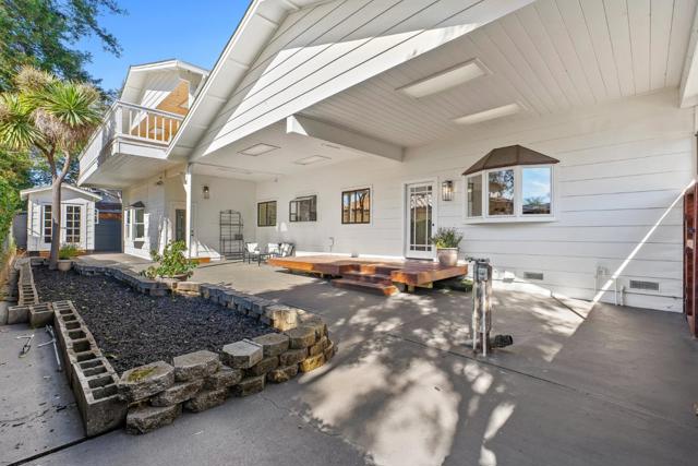 320 Cliff Drive, Aptos CA: https://media.crmls.org/mediaz/0a6ed0b2-8fe1-488d-a4dd-4ee9caa77331.jpg