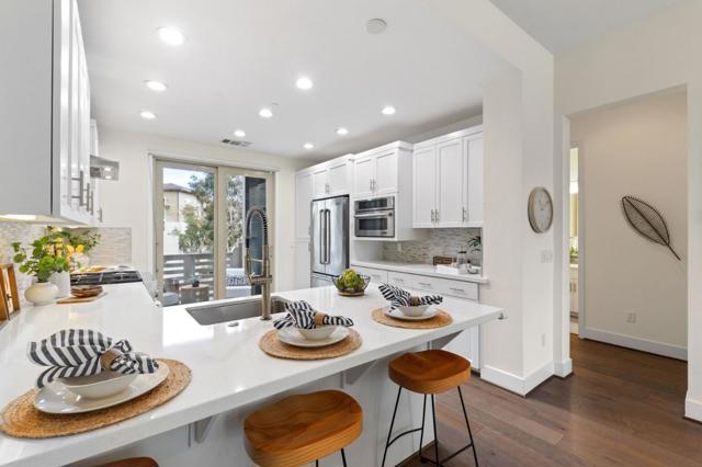 408 E 28th Avenue, San Mateo CA: https://media.crmls.org/mediaz/0a6f091a-3955-4019-91c8-5f3c4fe6f8b9.jpg