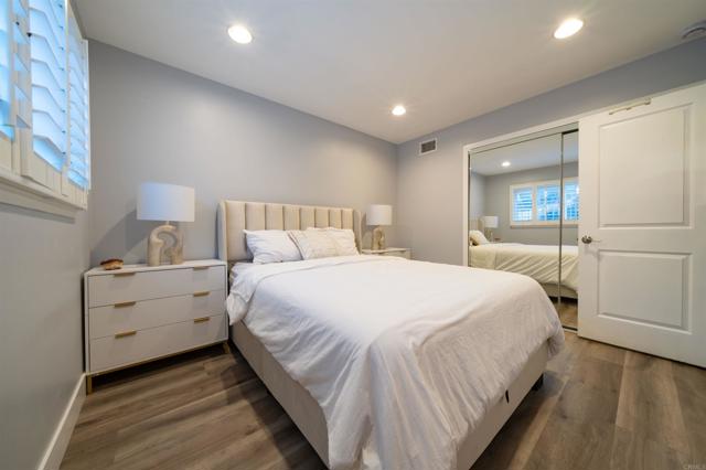 Image 21 of 47 For 3876 Mount Albertine Avenue