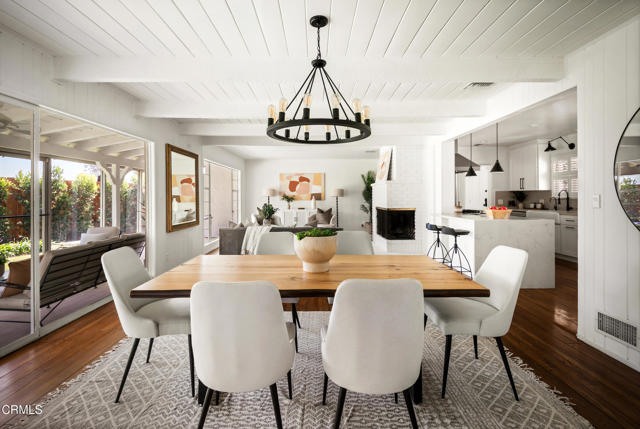 Detail Gallery Image 14 of 45 For 1640 N Altadena Dr, Pasadena,  CA 91107 - 3 Beds | 2 Baths