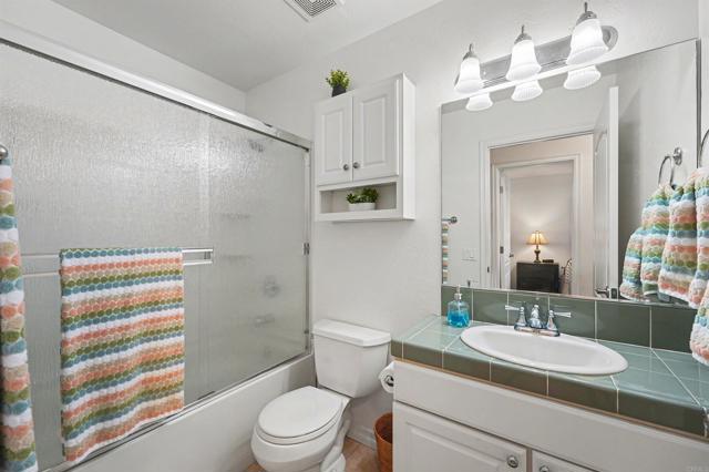 Detail Gallery Image 14 of 36 For 1020 Turnstone, Oceanside,  CA 92057 - 2 Beds | 2 Baths
