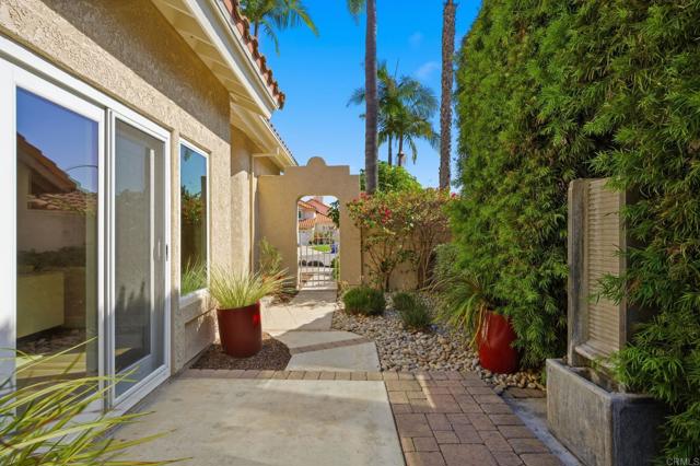 Detail Gallery Image 30 of 41 For 13184 Janetta Pl, San Diego,  CA 92130 - 4 Beds | 3 Baths