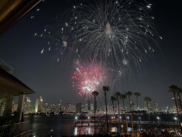 1101 1st Street, Coronado CA: https://media.crmls.org/mediaz/0a720366-2ba6-4b34-b3d6-6d2f94a72341.jpg