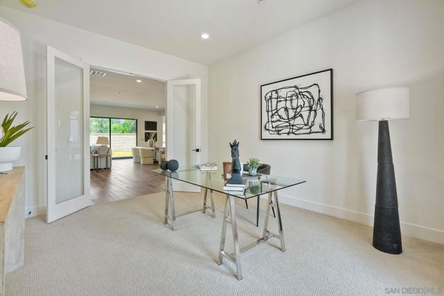 16350 Sage Trails Ct, Poway CA: https://media.crmls.org/mediaz/0a731bfe-cac4-4125-8aef-f2426488c4b6.jpg