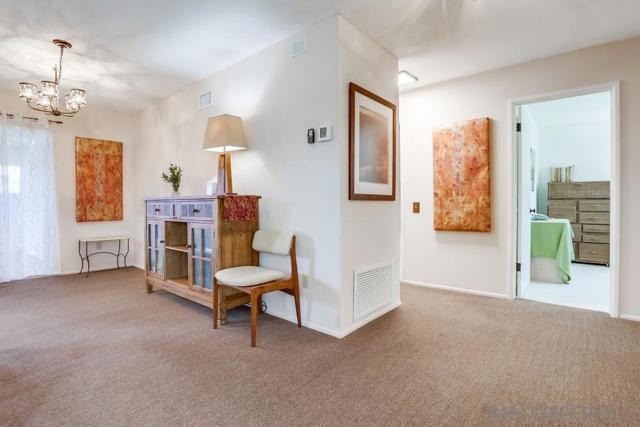 16555 Caminito Vecinos, San Diego CA: https://media.crmls.org/mediaz/0a73a0ff-6791-4ce6-9757-43a6c517be02.jpg