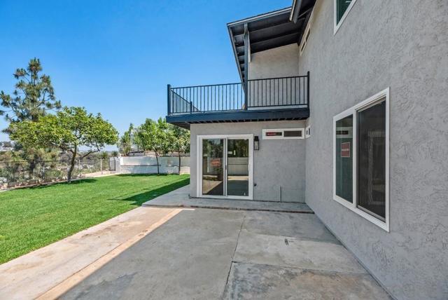 13765 Celestial Rd, Poway CA: https://media.crmls.org/mediaz/0a73cbcb-99ed-44b1-a6f4-ae59a360b814.jpg