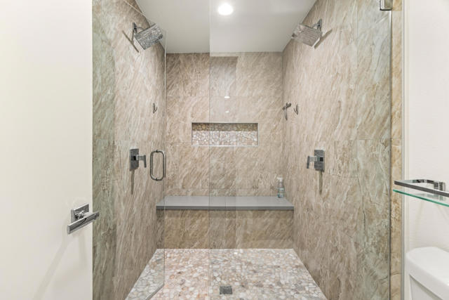2002 Southridge Drive, Palm Springs, CA 92264