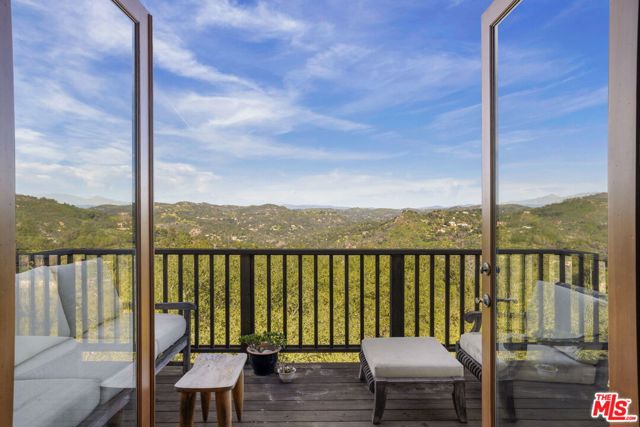 20155 Observation Drive photo 10