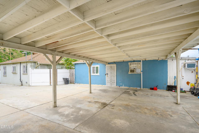 5621 Carlota Boulevard, Los Angeles CA: https://media.crmls.org/mediaz/0a7517f0-d597-4f3c-b724-76a3c045d230.jpg