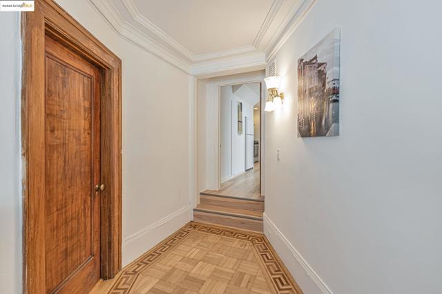 2033 Clement St, San Francisco CA: https://media.crmls.org/mediaz/0a769af7-5916-4d3c-b64a-3a27550df158.jpg