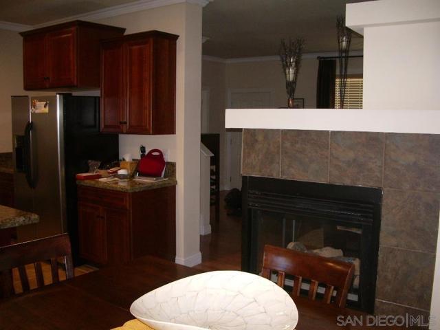 3012 Rosecrans St, San Diego CA: https://media.crmls.org/mediaz/0a775ea6-d3da-4981-a8cf-00084064e82b.jpg