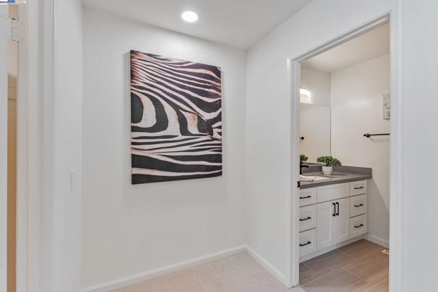 3856 Jacana Lake Ct, Fremont CA: https://media.crmls.org/mediaz/0a77c121-9f18-490c-9ec2-49d4666d1c1a.jpg