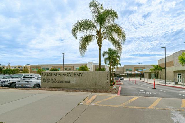 Detail Gallery Image 18 of 22 For 639 Starstone Dr, San Marcos,  CA 92078 - 3 Beds | 2 Baths