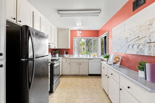 2116 Galveston Avenue, San Jose CA: https://media.crmls.org/mediaz/0a799017-4506-4f61-8891-120e682c6515.jpg