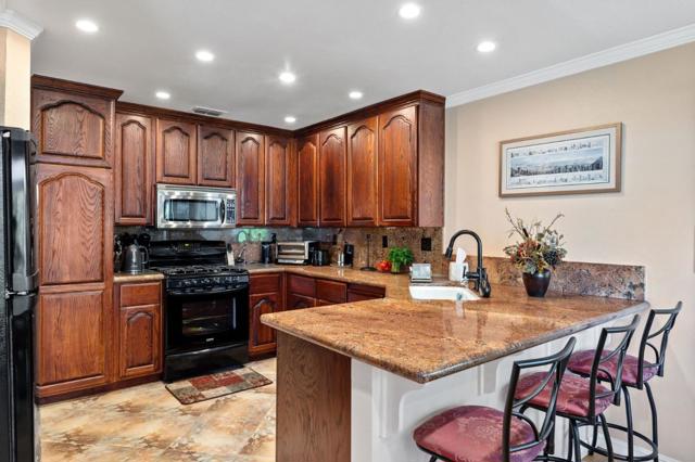 356 Meadowhaven Way, Milpitas CA: https://media.crmls.org/mediaz/0a79c479-2cd8-46ae-9577-613c58a54823.jpg