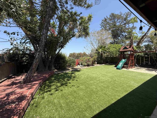 12661 Cijon st, San Diego CA: https://media.crmls.org/mediaz/0a79fca6-d93f-497e-bcfa-556875081b3a.jpg